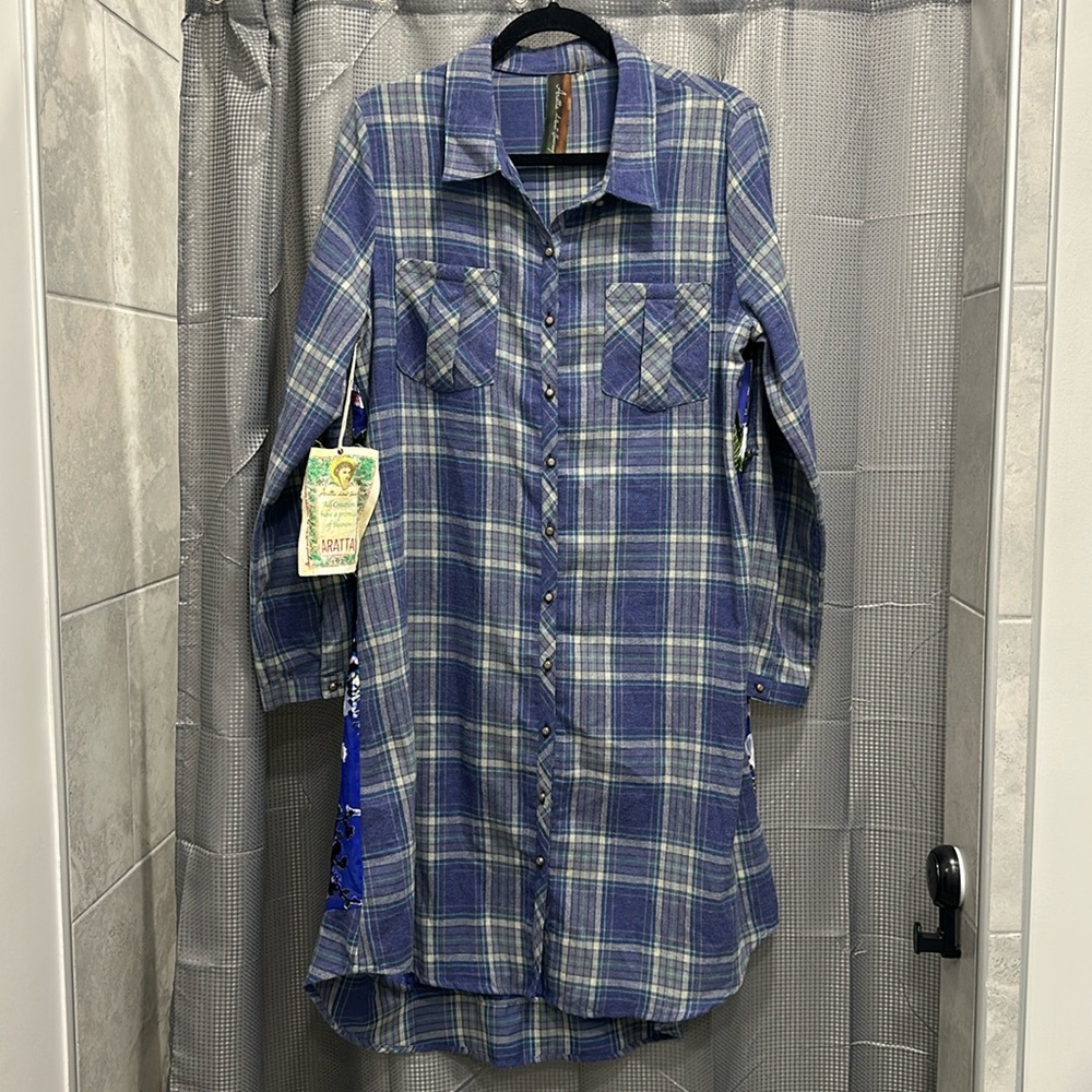 Aratta Silent Journey Blue Plaid Harmony
Brand new with tags